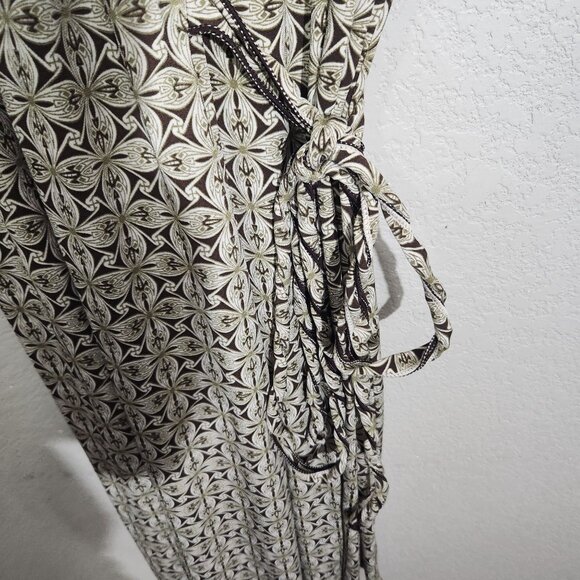 Max Studio Womens Floral Print Wrap Dress XL Polyester/Spandex Brown & Beige - Picture 4 of 13